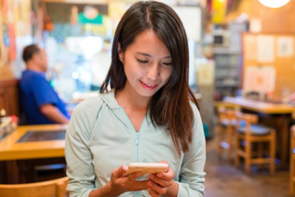 严禁登陆微信QQ的蜜糖视频聊天交友到底是个怎样的平台？